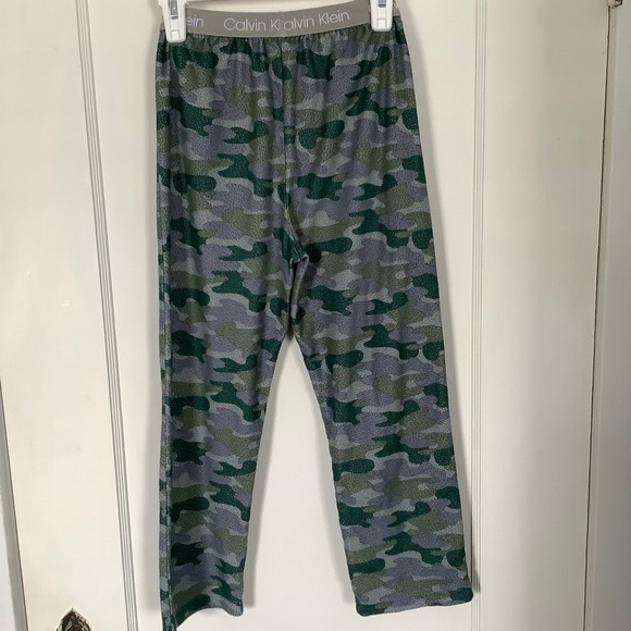 Calvin Klein boys pj bottoms size 6 - Picture 2 of 3